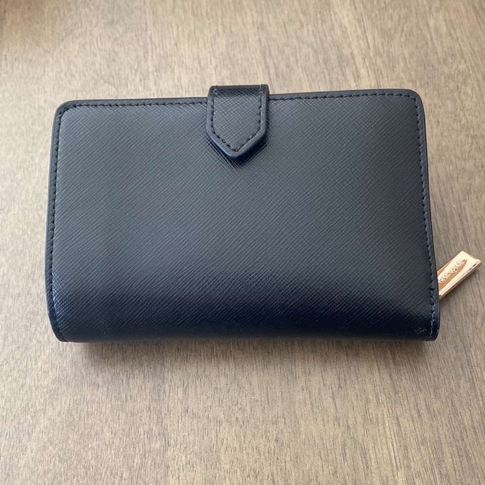 Kate Spade Wallet - Picture 4 of 6